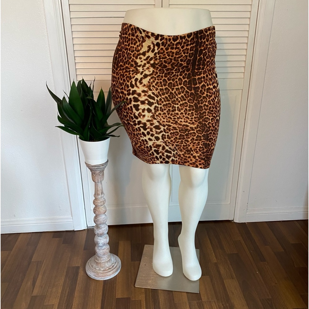 Forever 21+ Leopard Print Pencil Skirt